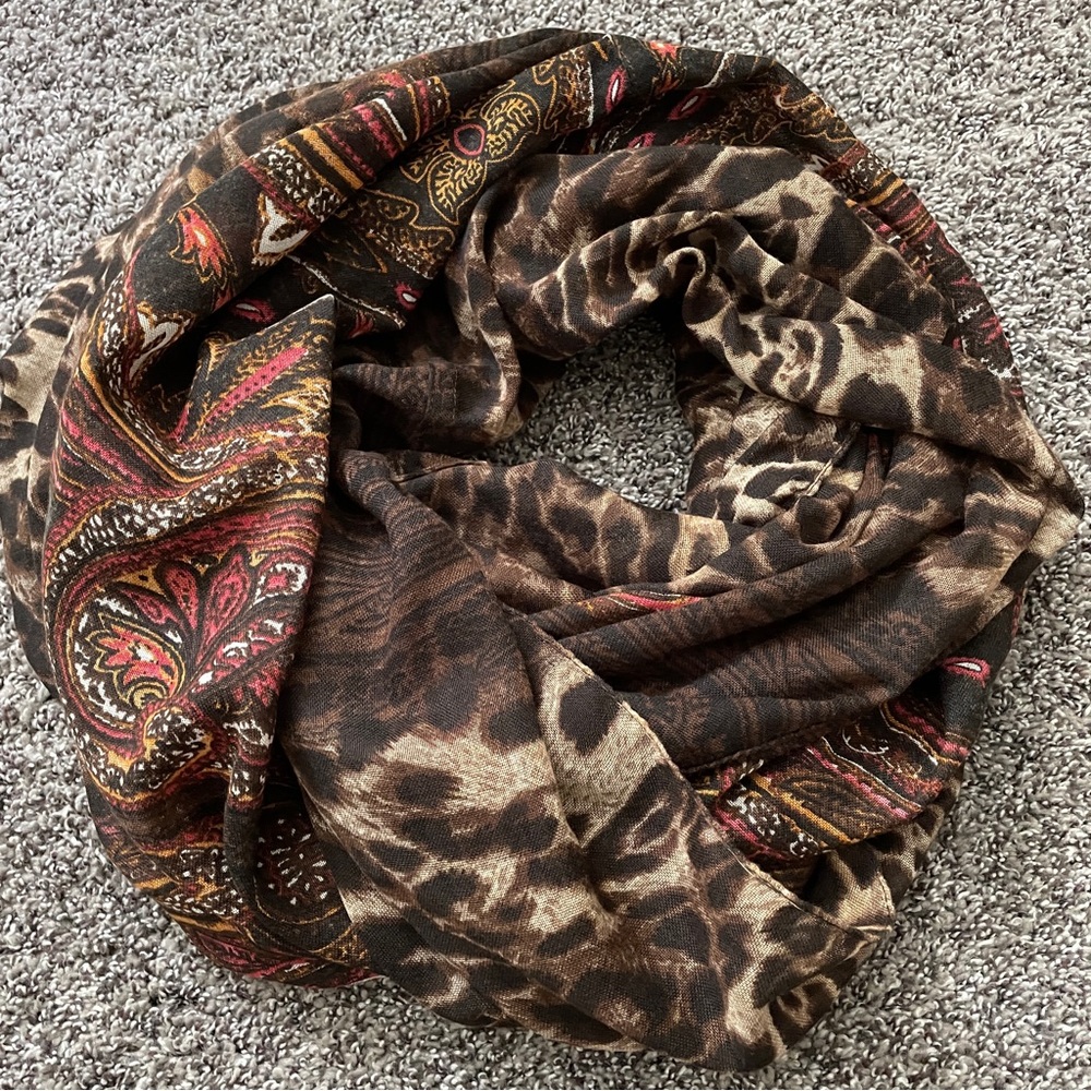 Infinity scarf